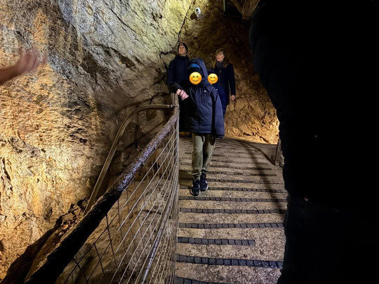 Treak Cliff Cavern-Castleton必去景点
