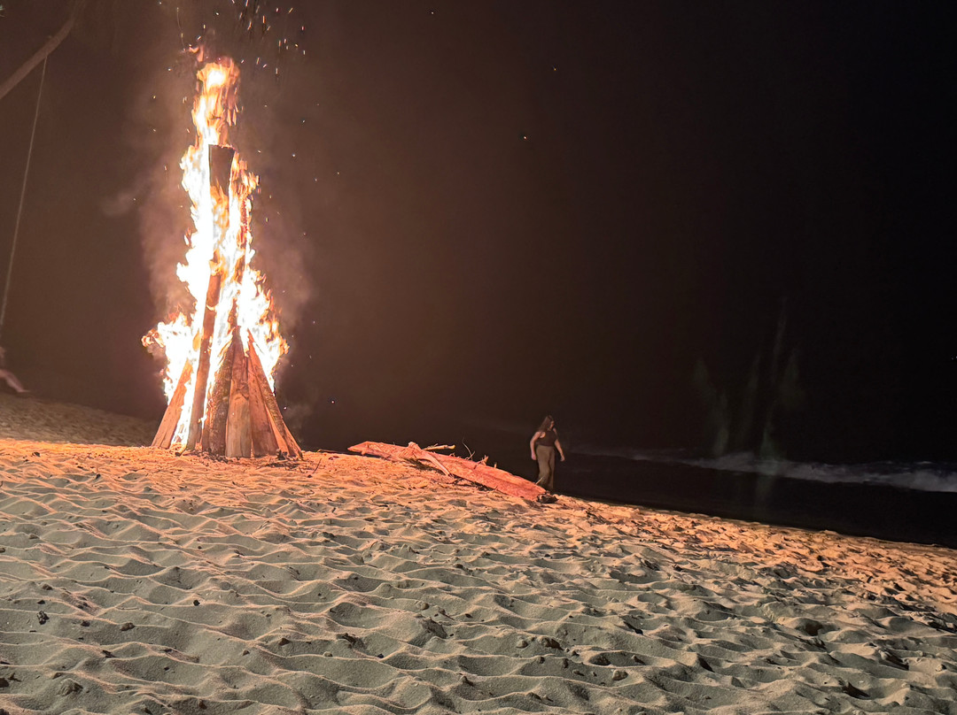 Sri Lanka Car van Hire with Sanjeewa Perera-康提必去景点