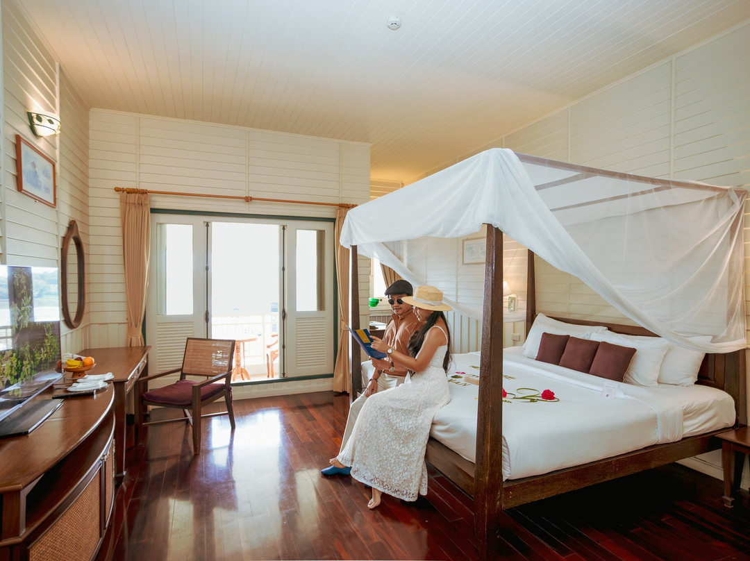 好友东方滨江帕科瑞德酒店主图