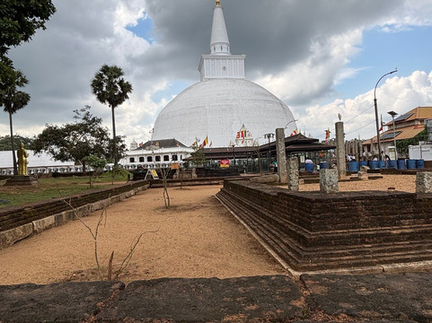 Raju-Tours-Sri Lanka-克拉必去景点