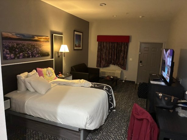 帕里斯套房酒店-官方