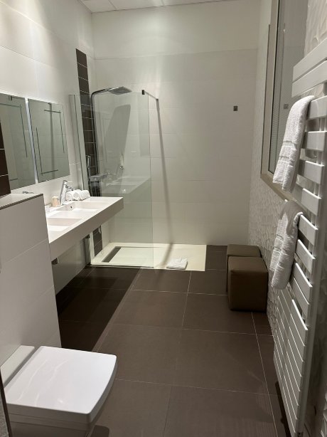 第十七号酒店-官方