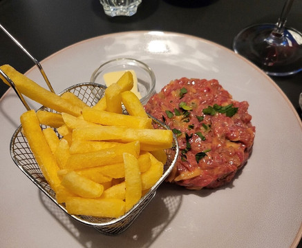 Le Jaspe Café - Restaurant