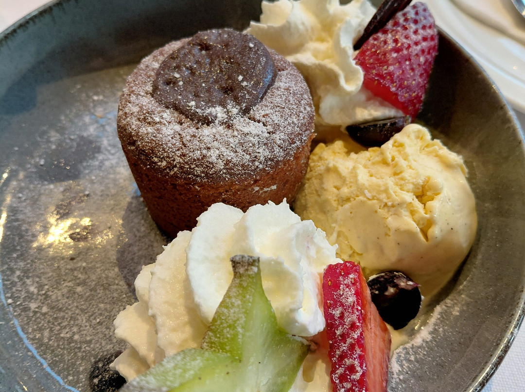 特劳贝阿克提夫酒店主图