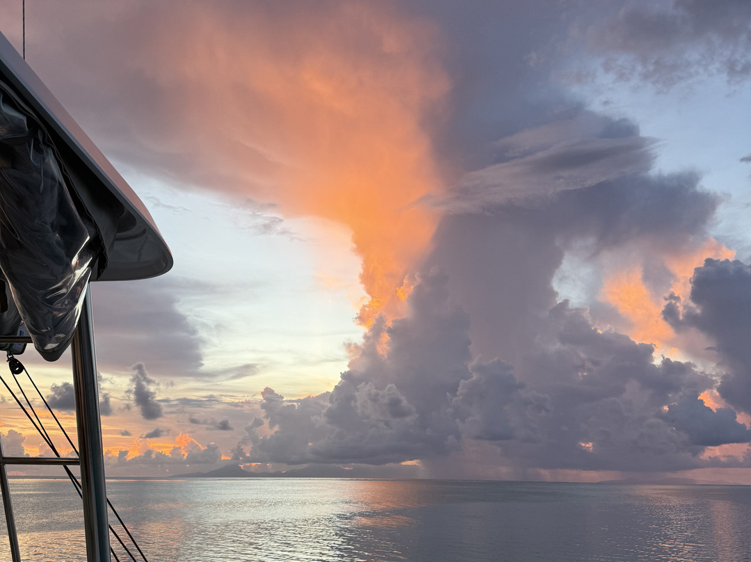 Dream Yacht Charter-Uturoa必去景点