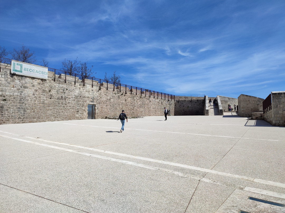 Fortezza Museo delle Armi Civitella del Tronto-Civitella del Tronto必去景点