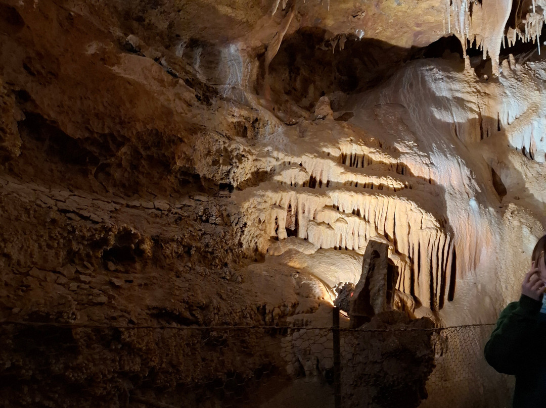 Grotte Du Bosc-Saint-Antonin Noble Val必去景点