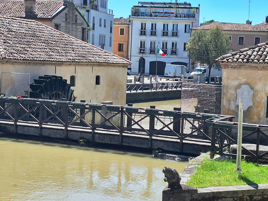 Molini di Sant'Andrea-波尔托格鲁阿罗必去景点