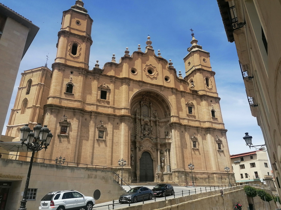 Iglesia de Santa Maria La Mayor-Alcaniz必去景点