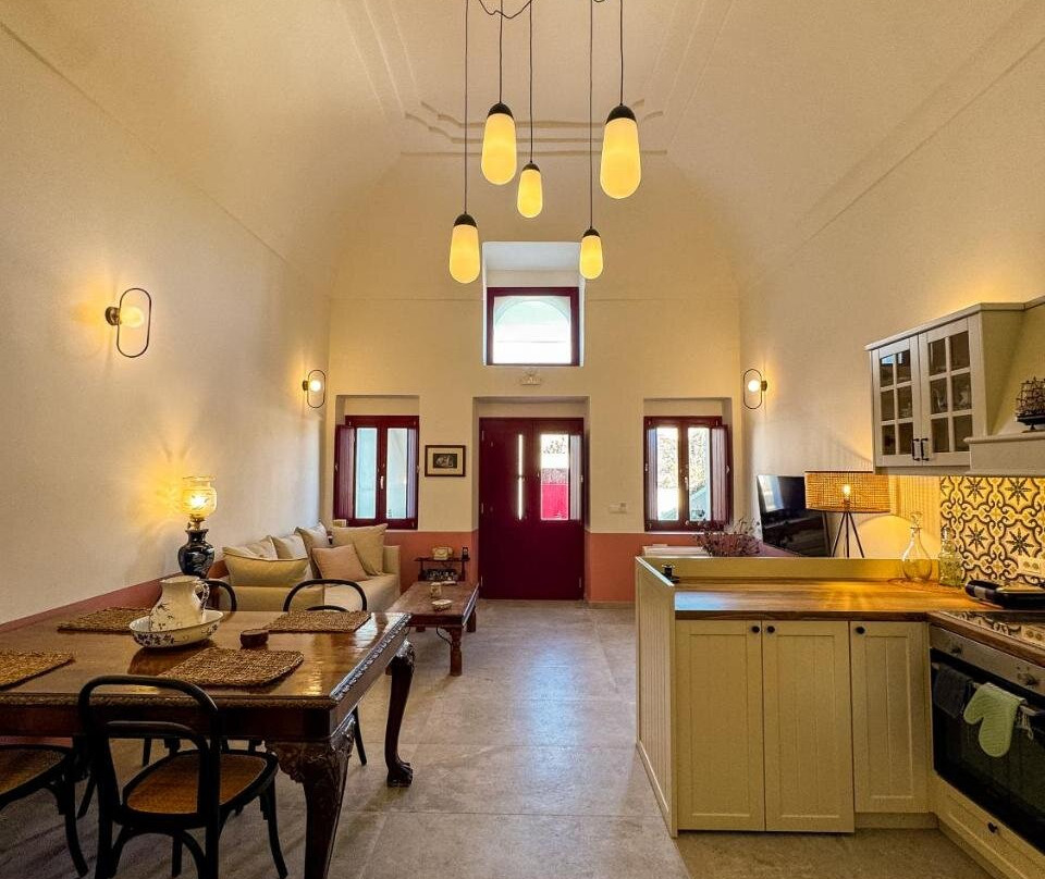 Arbarorisa Traditional Suites