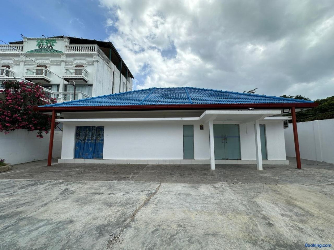 Andrella Rest House