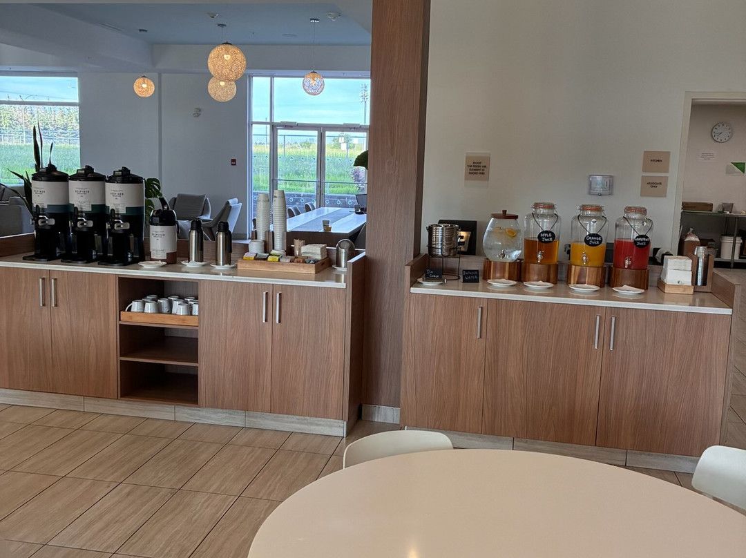 埃德蒙顿西源宿酒店主图