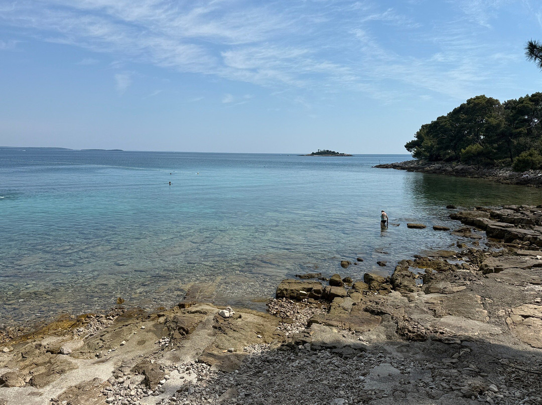 Škaraba Beach-罗维尼必去景点