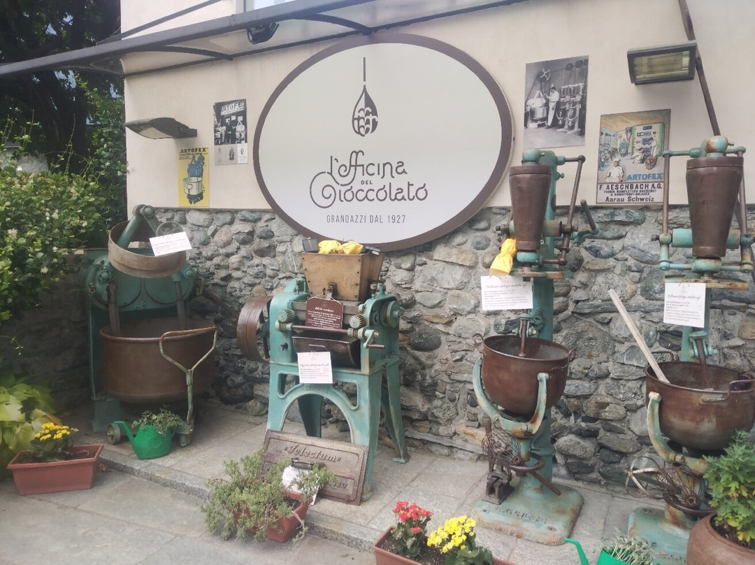 L'officina Del Cioccolato-多莫多索拉必去景点