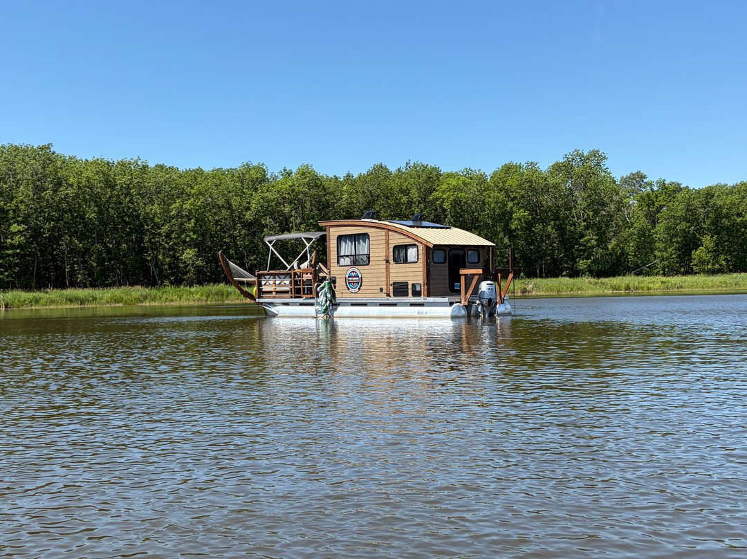 Voyageur Houseboats
