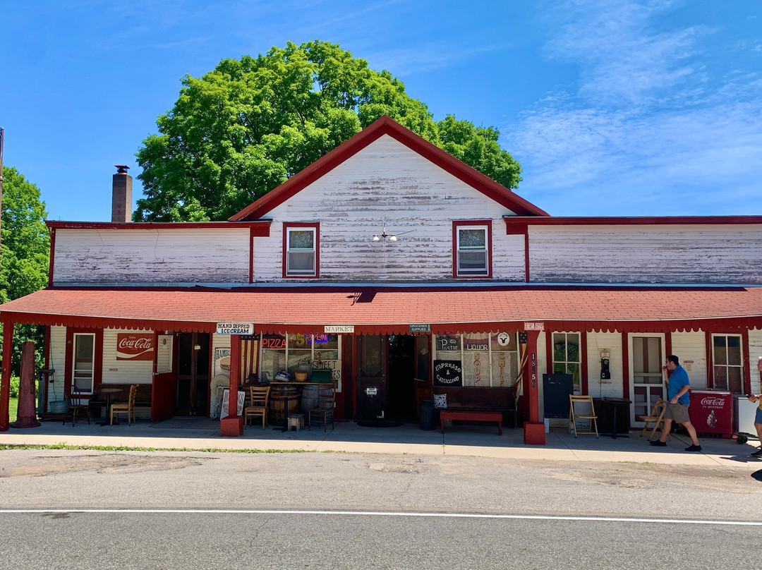 Old Mission General Store-特拉弗斯城必去景点