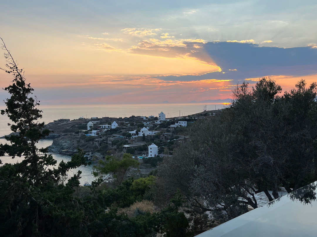 Zen Blue Mills in Kea - Red Suite主图
