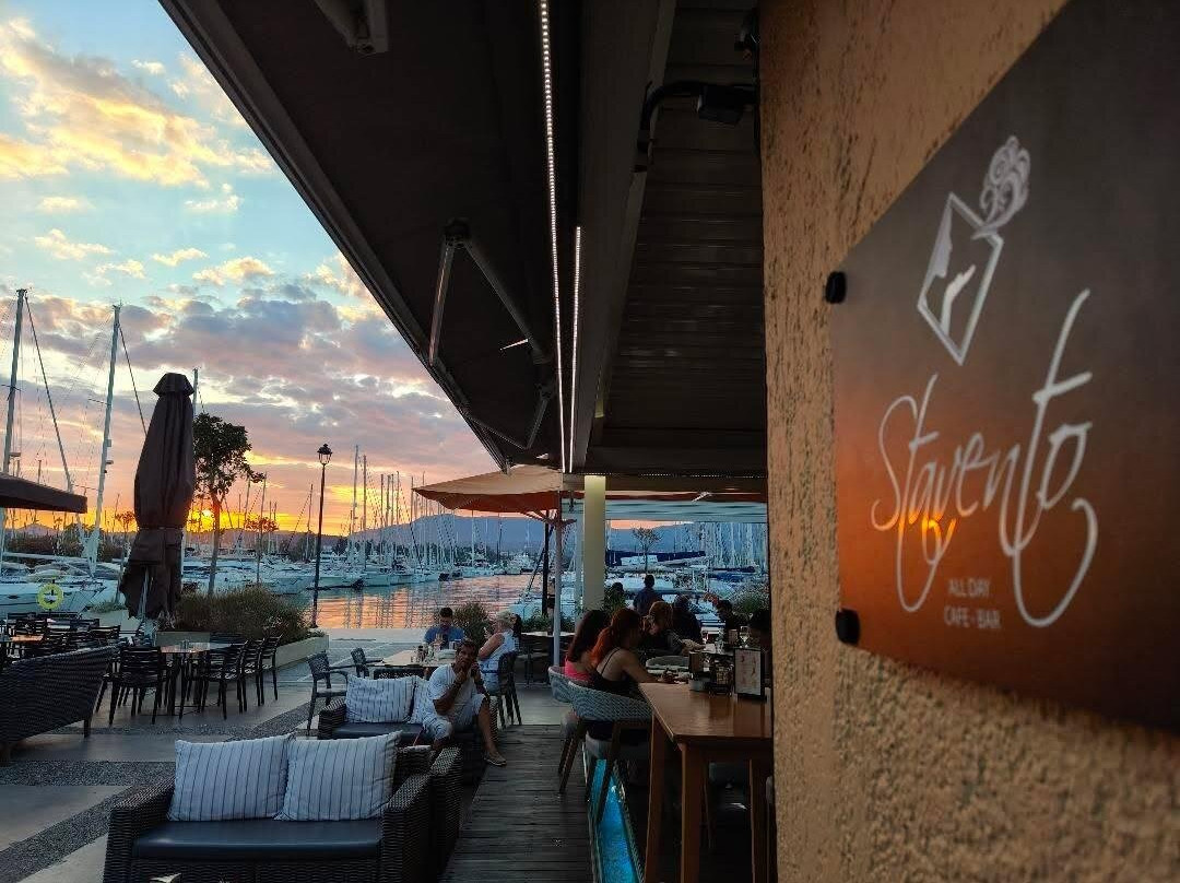 Stavento All Day Food & Bar