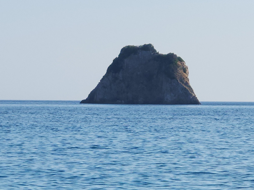 Michalas Boat Rental-Paleokastritsa必去景点