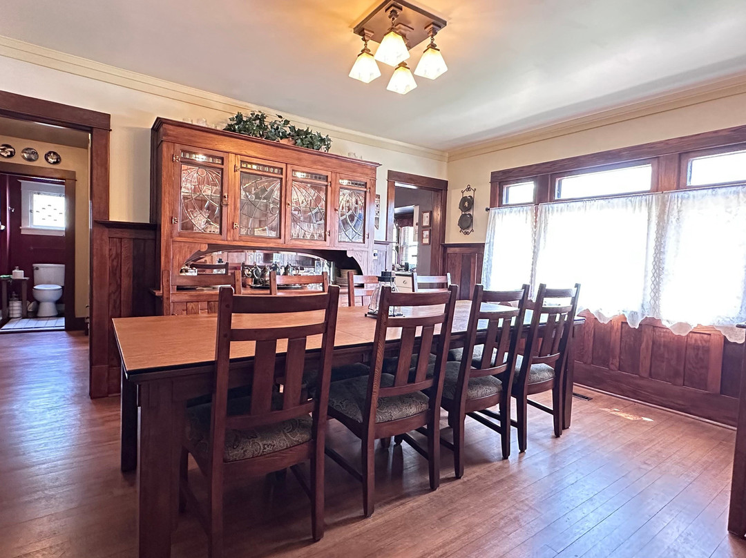 Larchwood酒店住宿-The Jasper Stone Bed & Breakfast