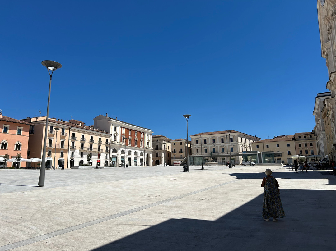 Chiesa di Santa Maria del Suffragio-拉奎拉必去景点