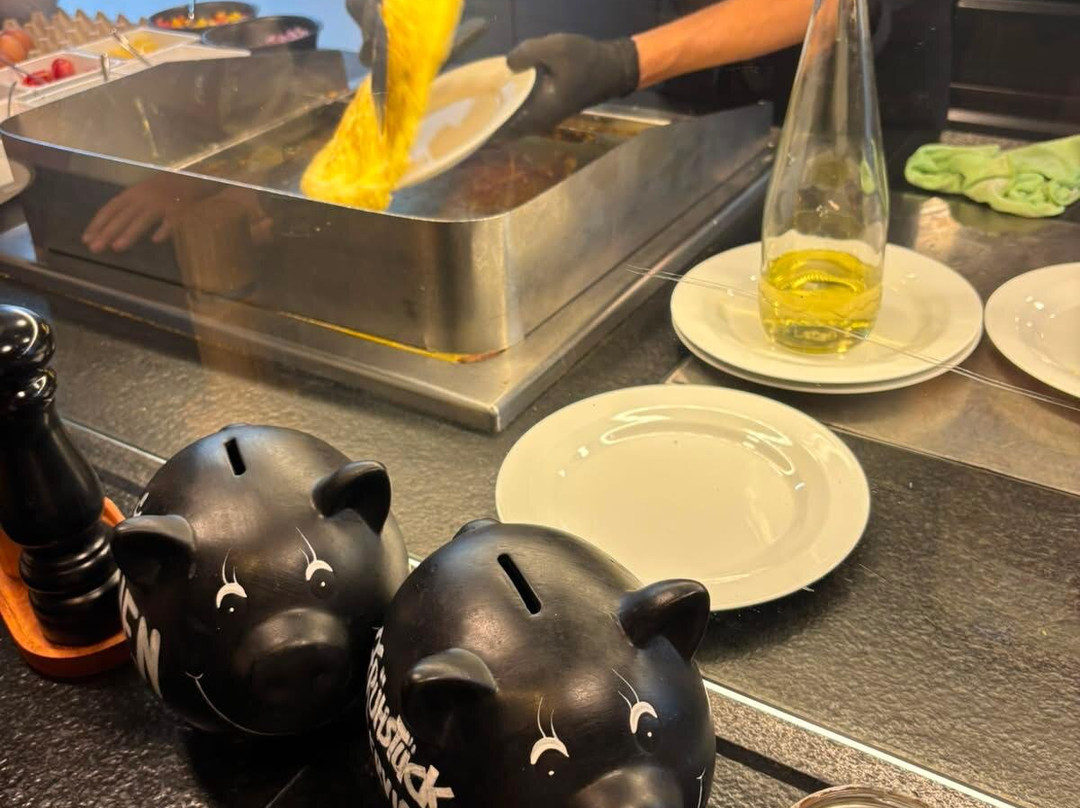 卢纳瑞思康体度假酒店主图