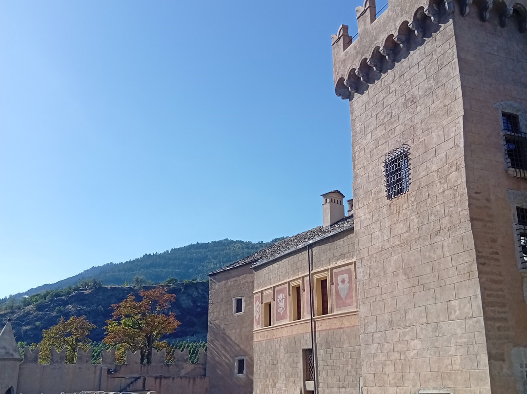Castello di Saint-Pierre-萨伊恩特-皮耶雷必去景点