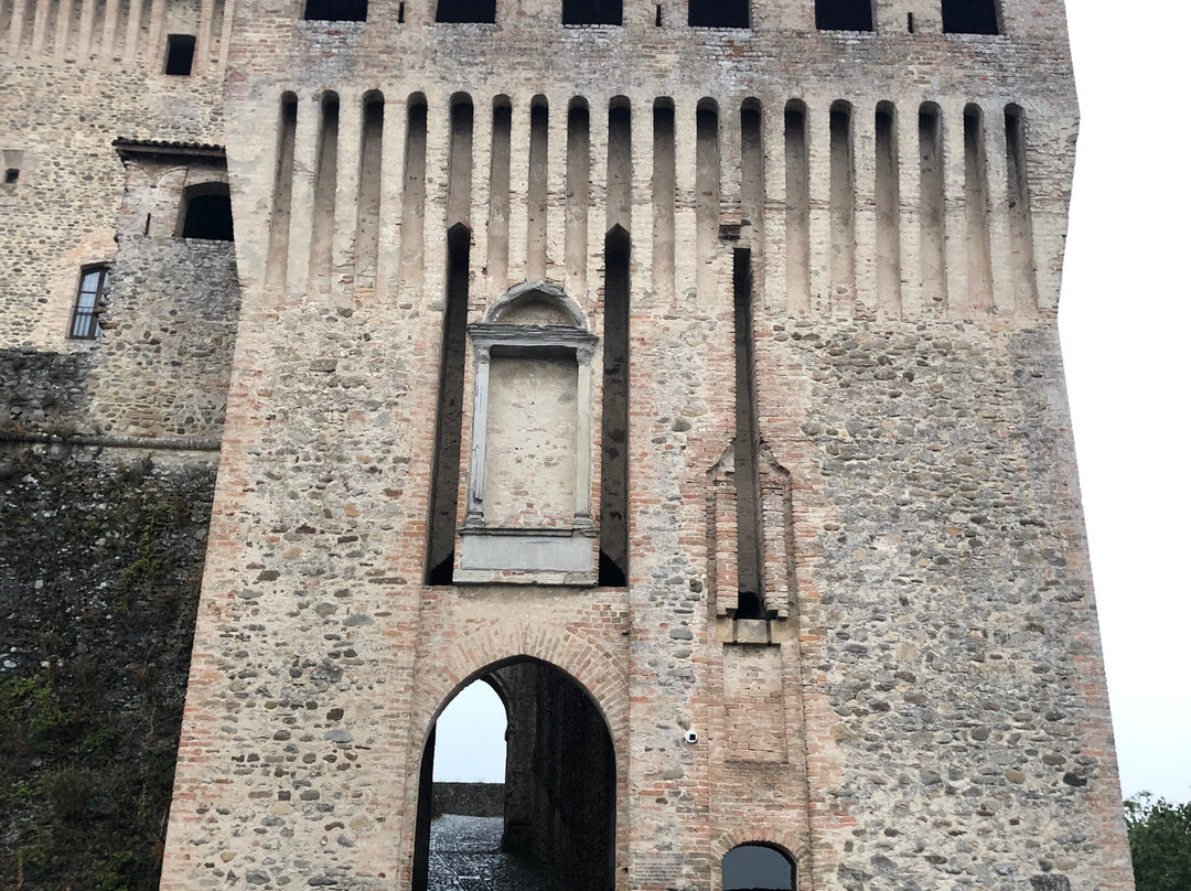 Castello Di Torrechiara-Torrechiara必去景点