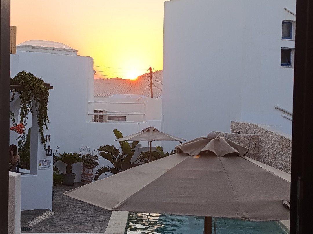 Christina Hotel, Adults Only, Heated Salt Water Pool主图