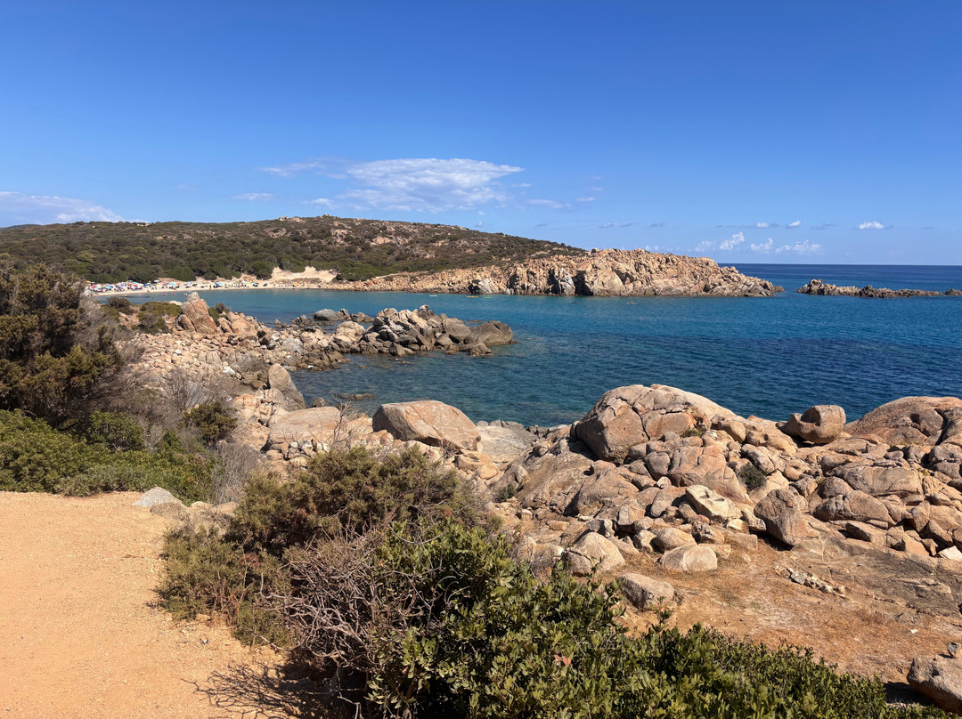 Spiaggia di Cala Cipolla-Chia必去景点