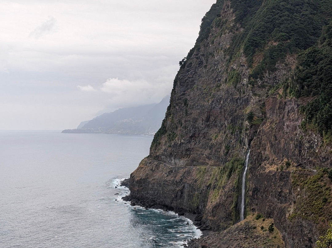 Azores Guided Tours-蓬塔德尔加达必去景点