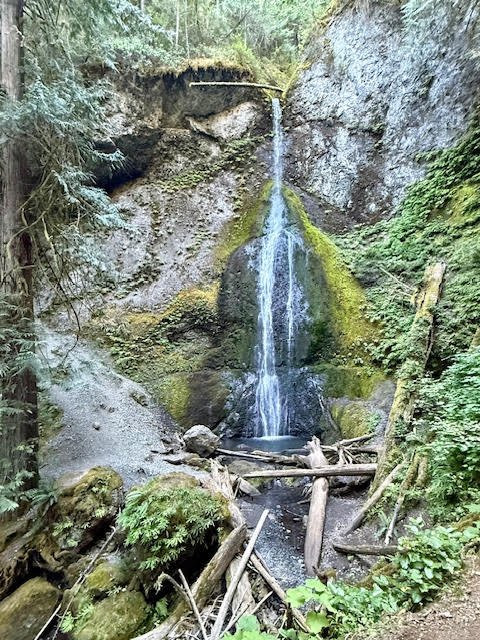 Marymere Falls-安吉利斯港必去景点