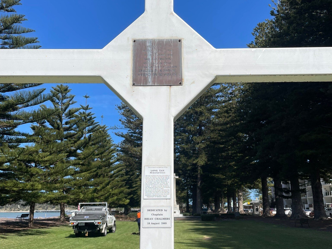 Victor Harbour Cenotaph-维克多港必去景点