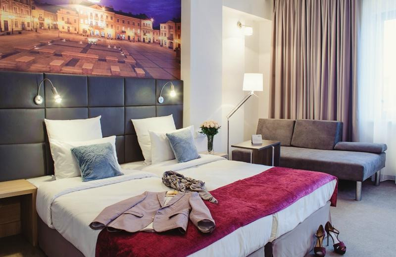 Lodz Province酒店住宿-Vestil Hotel Piotrków Trybunalski