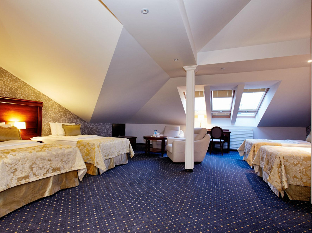 Splendor Hotel