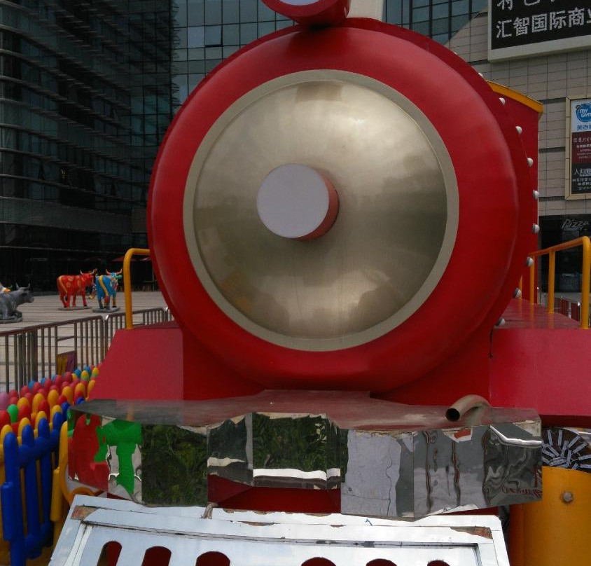 中房金谊广场-上海市必去景点