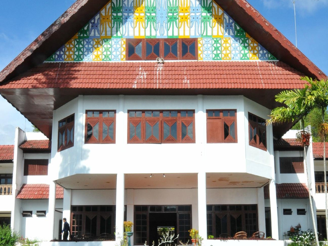 Hotel Renggali