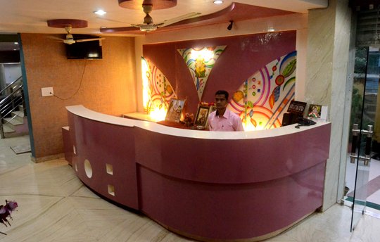 Shree Narayani Resorts-官方