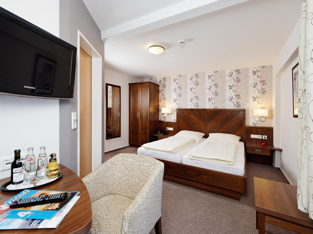 豪斯沃德施餐厅酒店