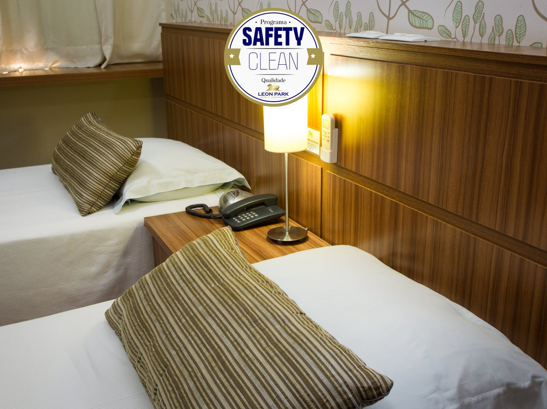 Leon Park Hotel e Convenções