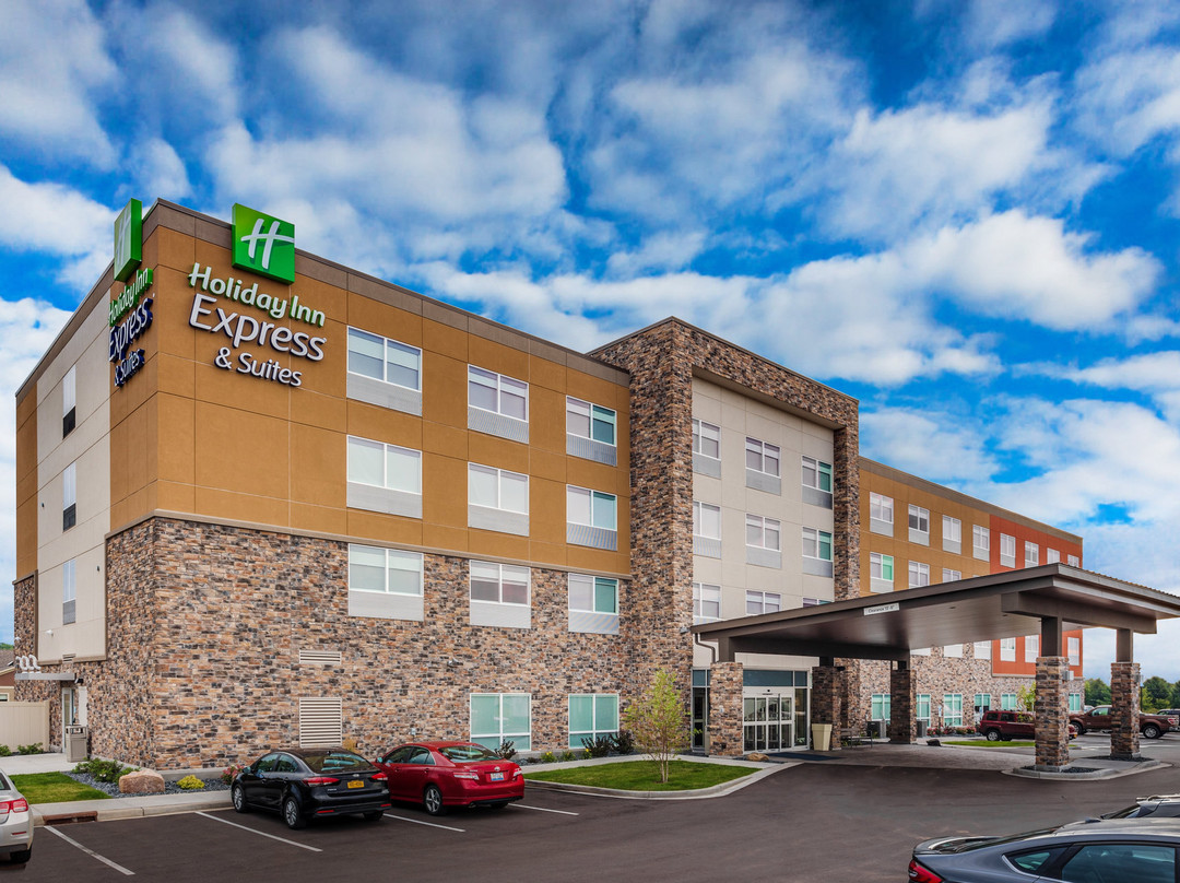 Holiday Inn Express & Suites Rice Lake By IHG主图