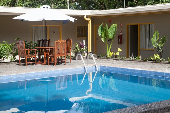Huon Gulf Hotel & Apartments