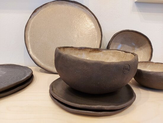 Milopetra Art-Plaka必去景点