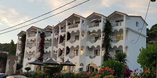 Haris Apartments主图