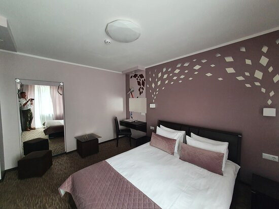 Rhombus Hotel主图