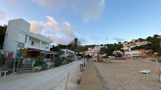 Playa Cala Vadella景点图片