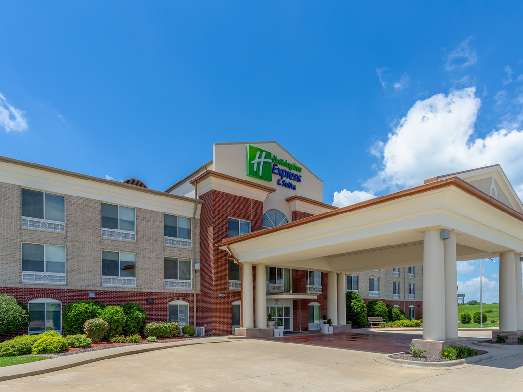 阿尔玛酒店住宿-Holiday Inn Express & Suites Vandalia By IHG