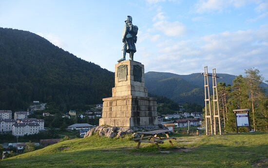 Monumento al Fuciliere a Boscoverde景点图片