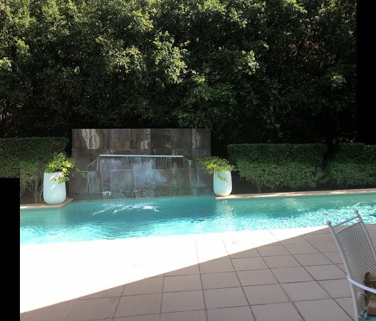 Springfield Lakes Hotel主图