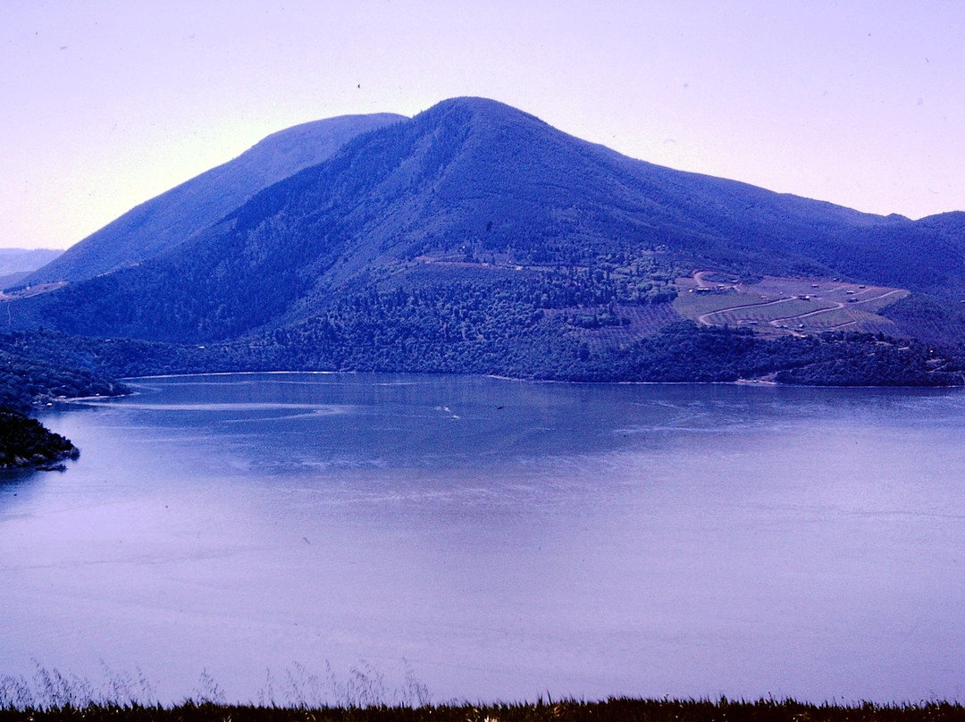 Lower Lake旅游攻略图片